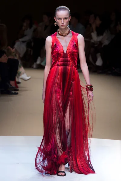 Look 35